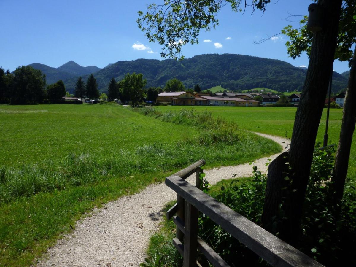 Direkt Zwischen Chiemsee U Alpen Dg Bernau am Chiemsee Eksteriør billede